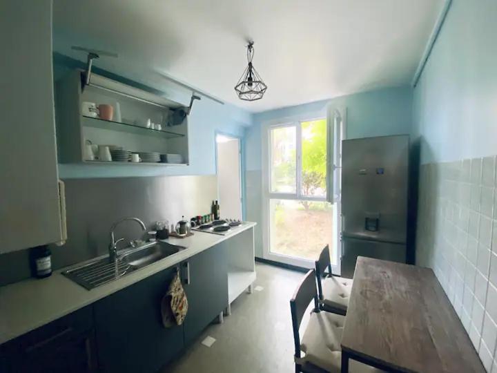 Apartment Avec Balcon Dans La Belle De Mai *